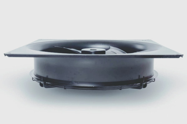 房車空調(diào)風機的安裝與拆卸實用技巧分享 圖1